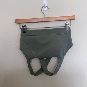 ONER ACTIVE TIMELESS WIDE STRAP SPORTS BRA